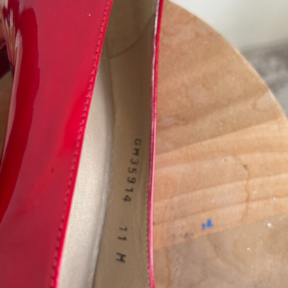 Stuart Weitzman Size 11 Patent Red Ladies Shoes - Picture 6 of 8